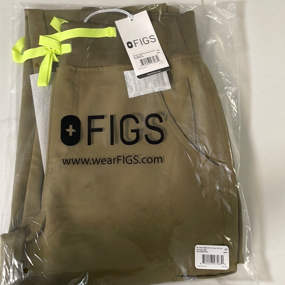 COPY - FIGS SCRUB PANTS LIMITED EDITION MARTINI OLIVE YOLA XSP.